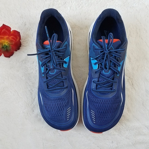 ALTRA Men's Paradigm 6 Sneakers - Picture 2 of 9